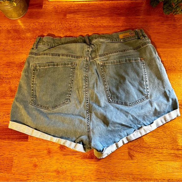 Garage Premium Denim Jean Shorts Super Soft Retro High Waist Light Blue Sz 13 - Picture 5 of 5